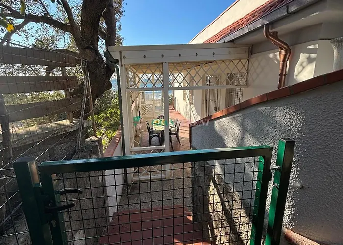 Casabianca سان فينتْشينسو